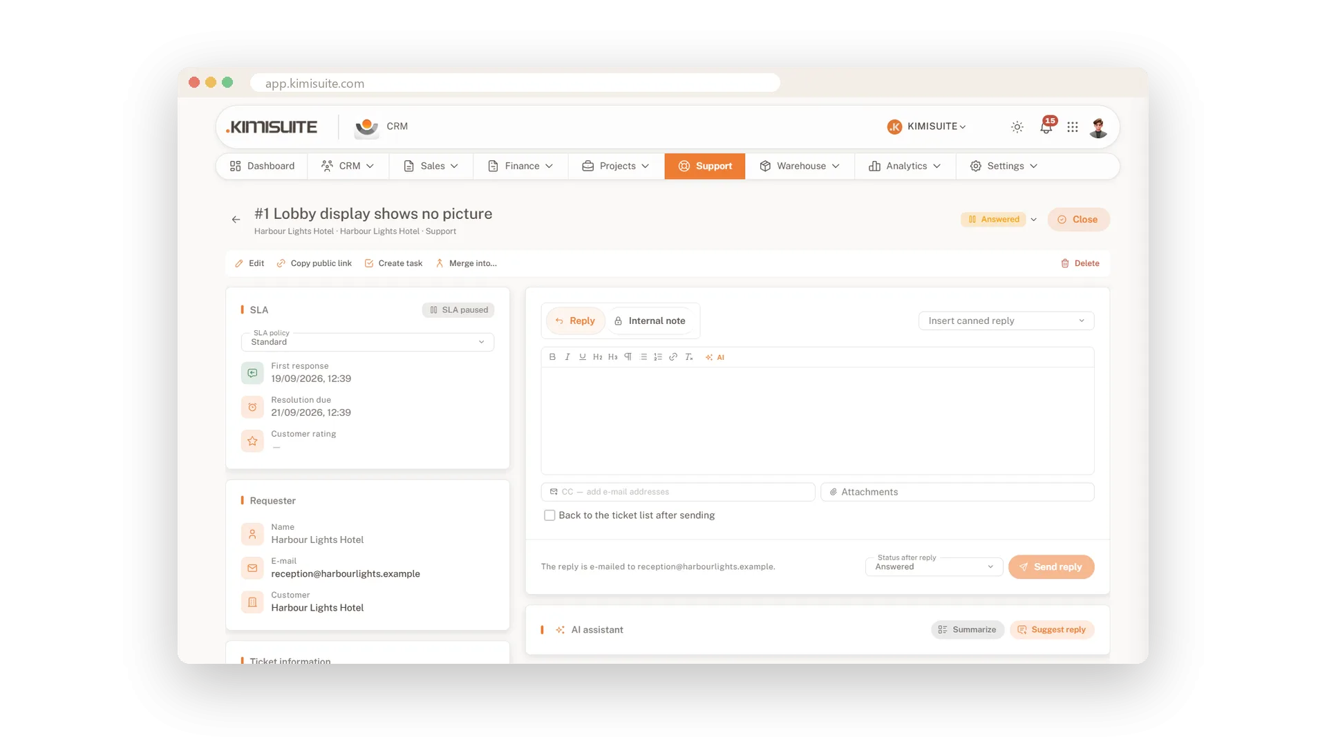 CRM Business Hub — 7/8